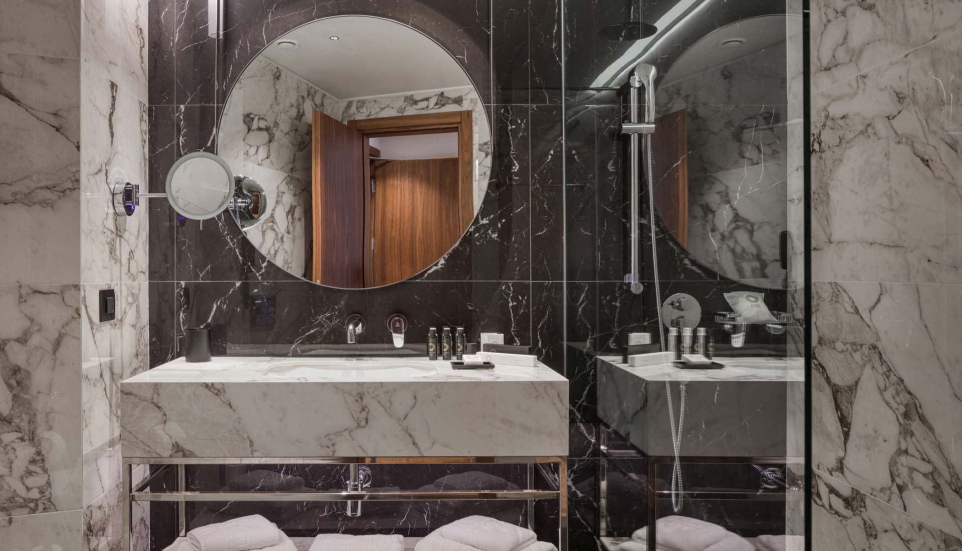 Electra-Palace-Thessaloniki-Hotel-bthrm